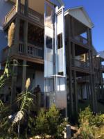 AmeriGlide Outdoor Elevator
